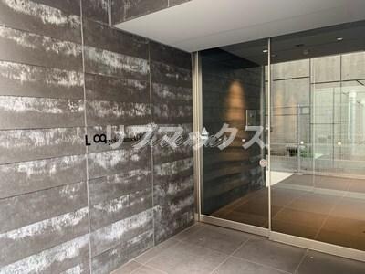 物件外観写真2　(エントランス)