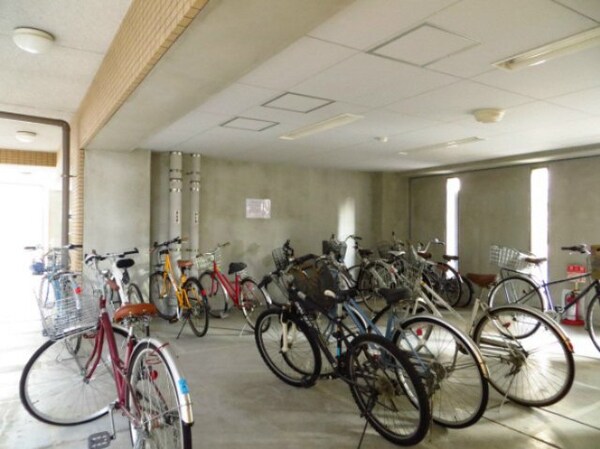 駐車場(駐輪場)