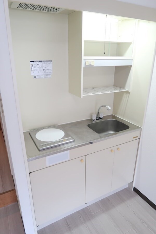 キッチン(家具・家電・備品等は賃貸に含みません。)