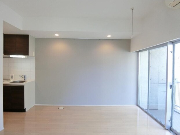 物件内観写真7　(洋室10.1帖)