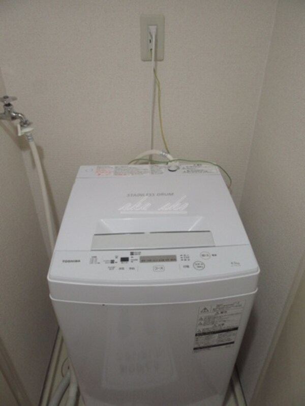 建物設備(備え付け家具備品（同仕様）)