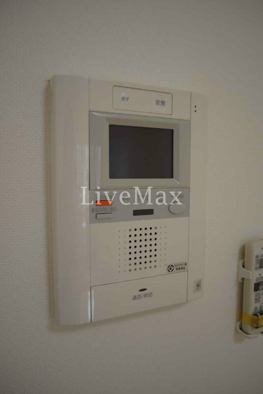 物件内観写真13　(インターホン)