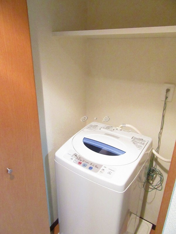物件内観写真14　(洗濯機付)