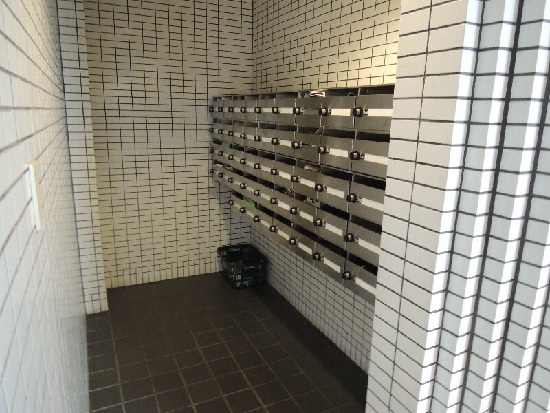 物件外観写真6　(ポスト)