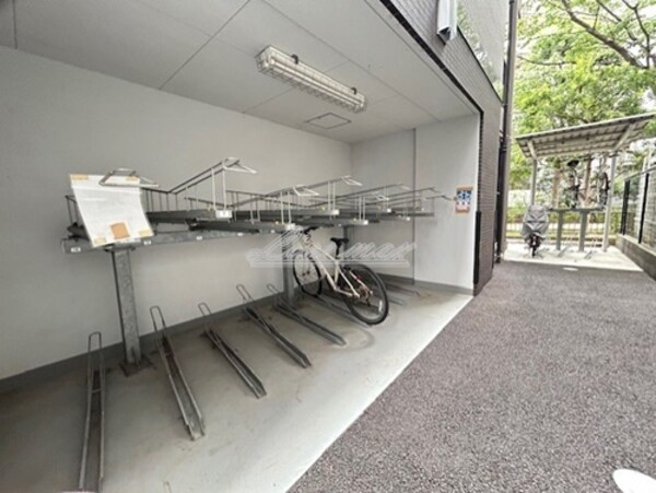 その他(駐輪場)