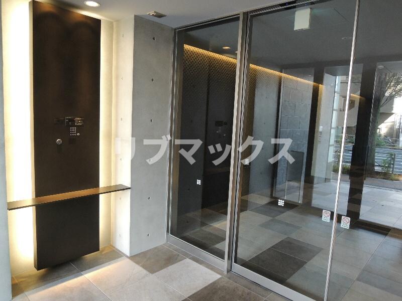 物件外観写真3　(エントランスオートロック)