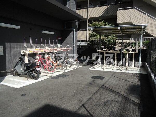 建物設備(駐輪場)