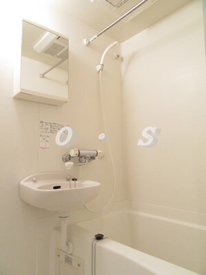 物件内観写真6　(浴室乾燥機付のお風呂)