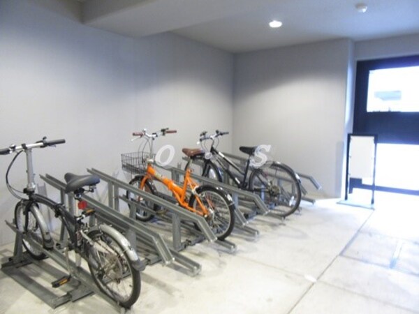 建物設備(駐輪場)