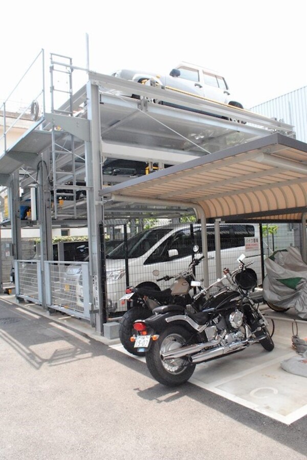 建物設備(駐輪場・バイク置場)