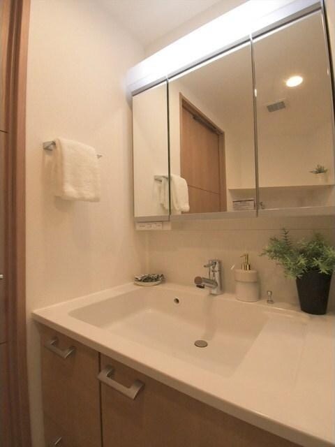 物件内観写真6　(モデルルーム写真　家具備品はつきません)