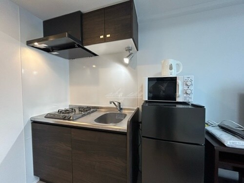 物件内観写真5　(冷蔵庫、電子レンジが入ります)