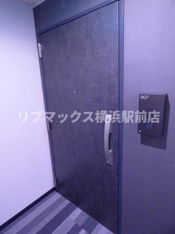 玄関(同タイプ別住戸)