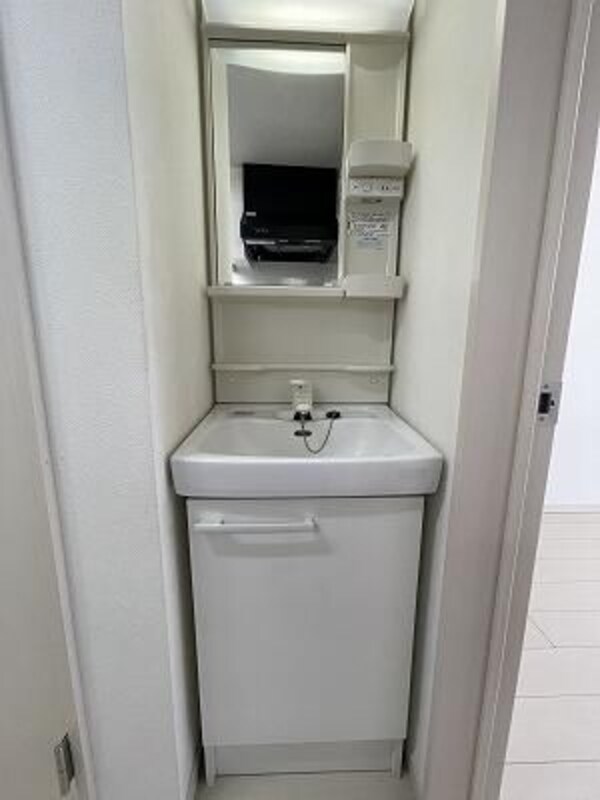 独立洗面台