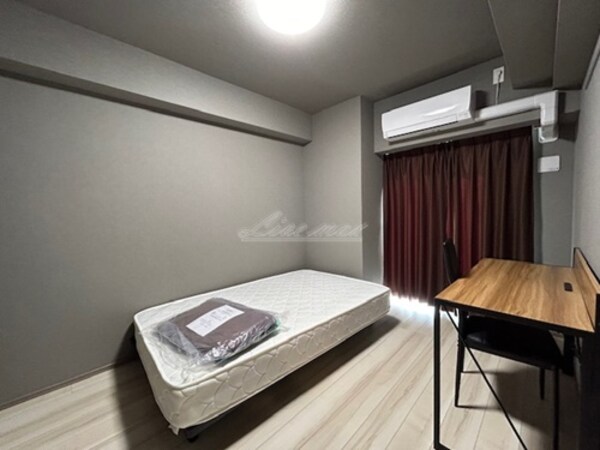 居室(リブマックス仕様の家具家電が入ります)