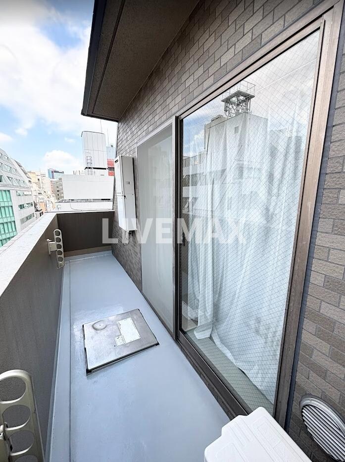 物件内観写真9　(備え付け家具備品（同仕様）)