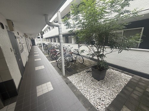 物件内観写真20　(駐輪場)