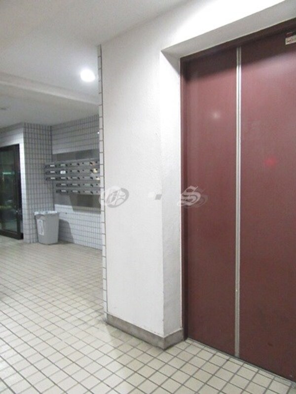 建物設備(エレベーター)