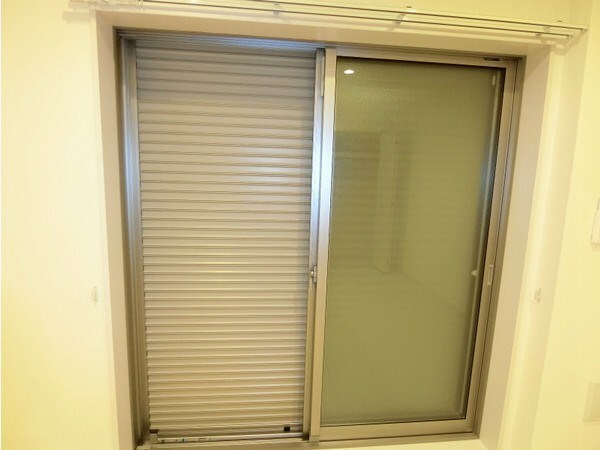 建物設備(シャッター付き！)