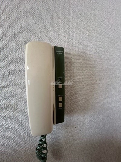 物件内観写真13　(備え付け家具備品（同仕様）)