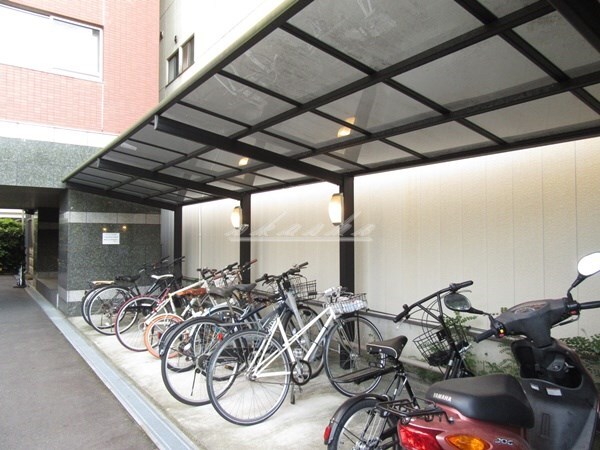 建物設備(駐輪場・バイク置場)