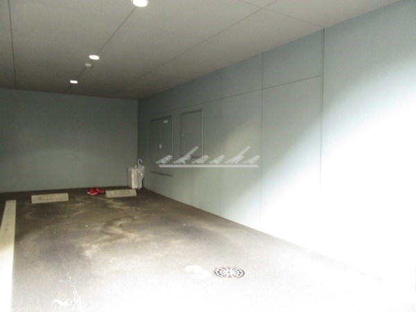 物件内観写真24　(駐車場)