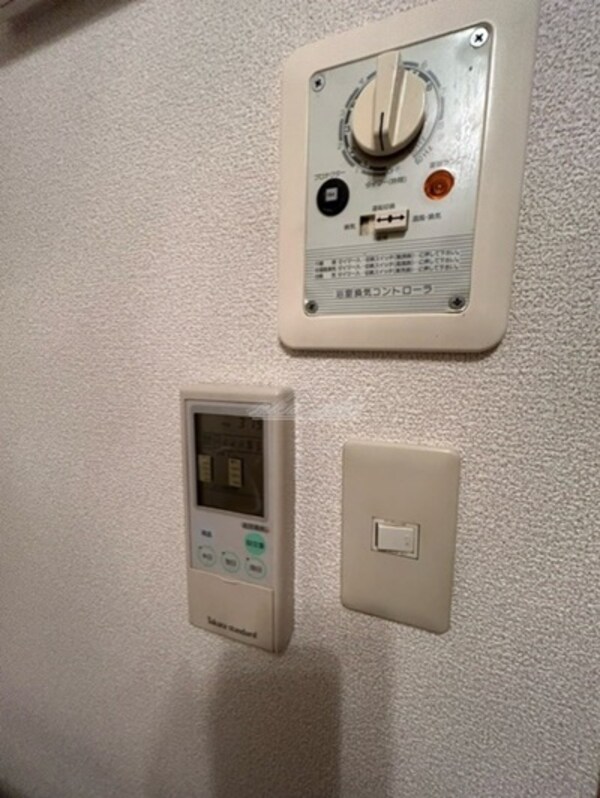 その他(備え付け家具備品（同仕様）)