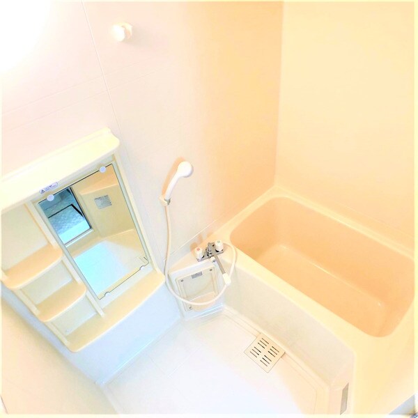 物件内観写真7　(きれいなお風呂)