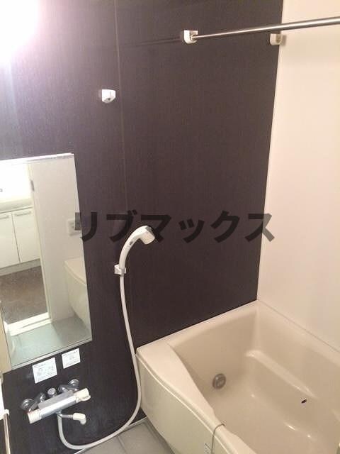 物件内観写真5　(浴室乾燥機付)