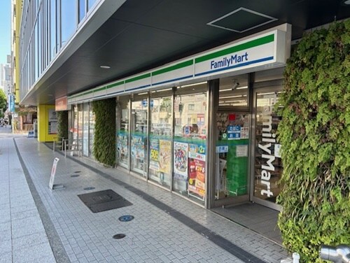 ファミリーマート 横浜岡野一丁目店