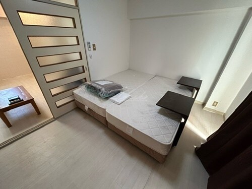 物件内観写真7　(生活に必要な家具・家電付き)