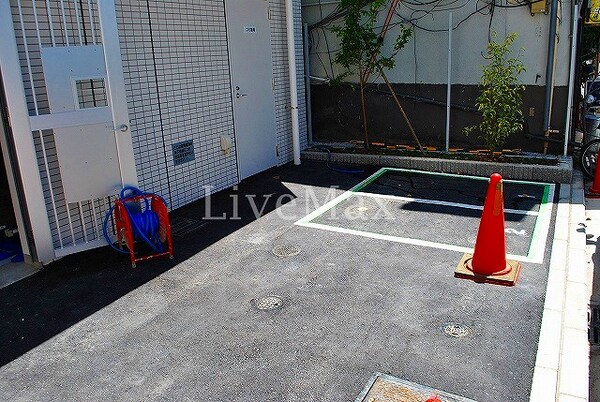 その他(バイク置場)