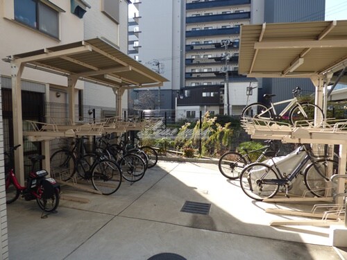 物件内観写真14　(駐輪場)