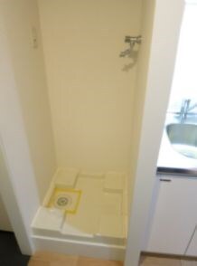 物件内観写真22　(洗濯機置場)