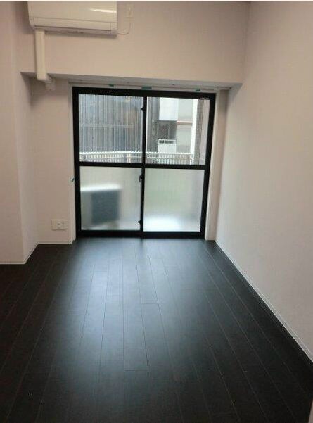 物件内観写真4　(2面採光)