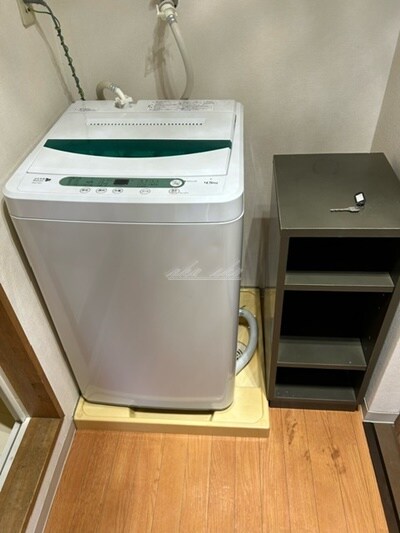 物件内観写真10　(備え付け家具備品（同仕様）)