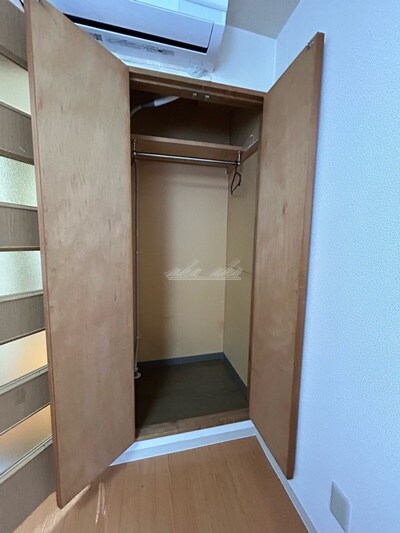 物件内観写真11　(備え付け家具備品（同仕様）)