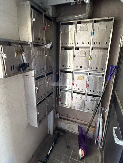 物件内観写真14　(備え付け家具備品（同仕様）)