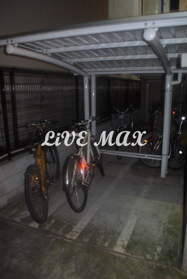 物件内観写真22　(駐輪場)