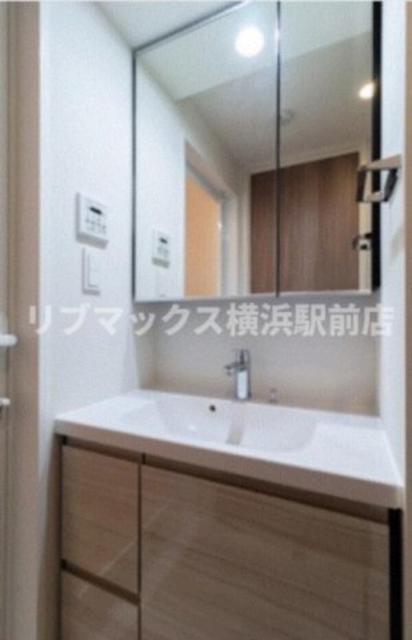 洗面・脱衣所(同タイプ別住戸)