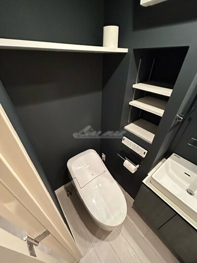 物件内観写真11　(洗濯機、掃除機等リブマックス仕様の家具家電付き)