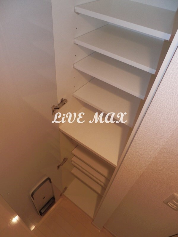 建物設備(下駄箱)