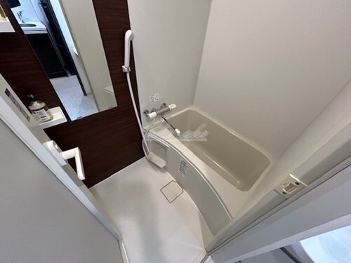 物件内観写真6　(リブマックス仕様の家具家電が入ります。洗濯機)