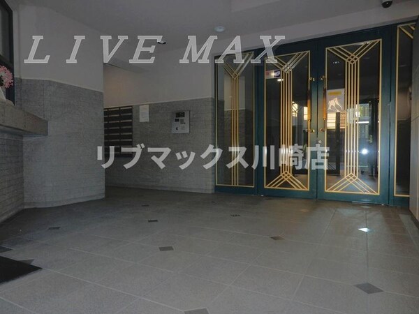 エントランス(オートロック付)