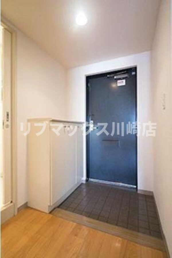 玄関(マンション玄関)