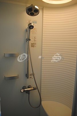 物件内観写真6　(シャワールーム)