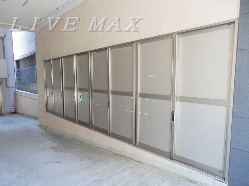 物件内観写真19　(敷地内ゴミ置き場)