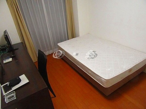 居室(家具家電付き)
