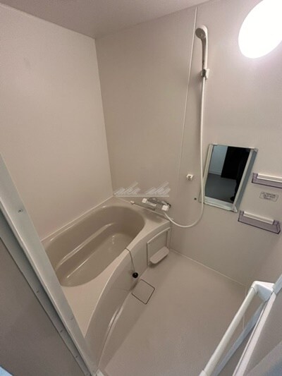 物件内観写真17　(洗濯機・ドライヤーなど家具家電を賃料内で設置)