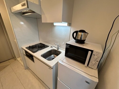 物件内観写真16　(冷蔵庫、電子レンジ等リブマックス仕様の家具家電付き)